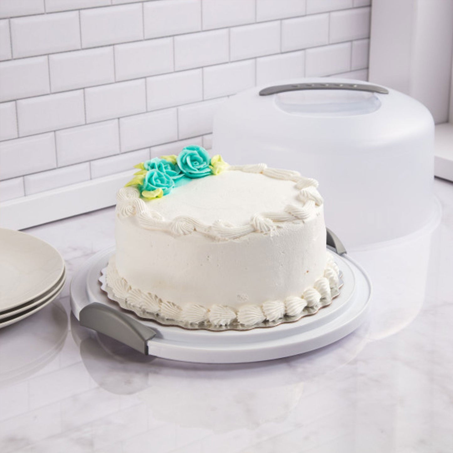4 Pack Sterilite 02008004 Portable Latching Cake Server Carrier Keeper w/Handle